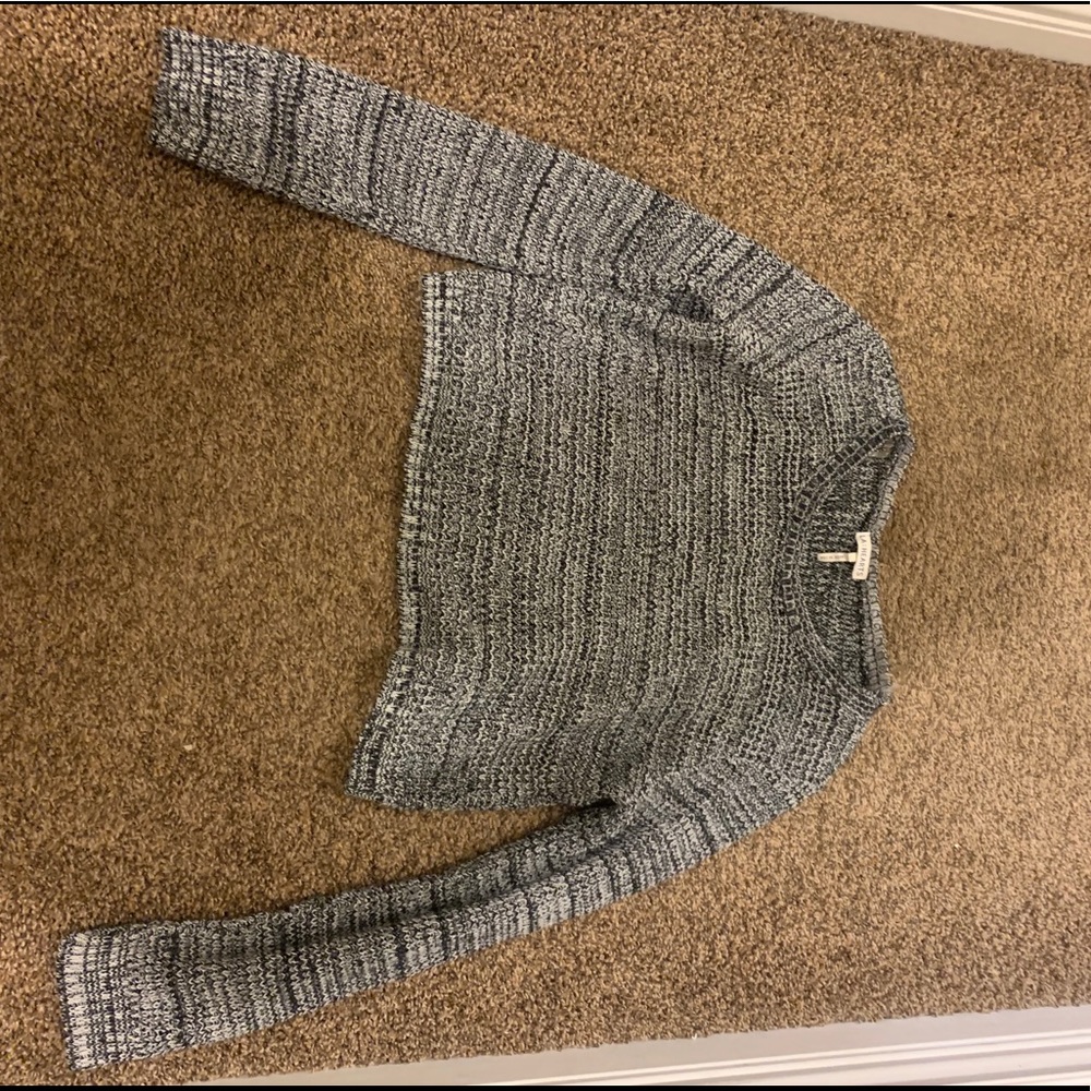 Cropped sweater